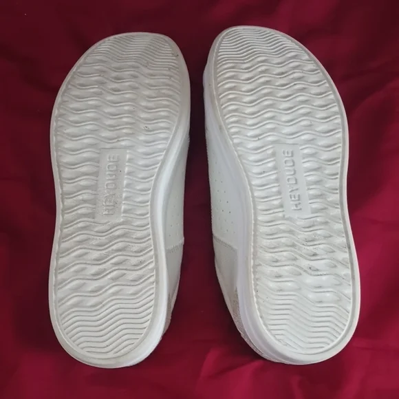 Hey Dude Women's White and Pink Sneakers Size 10W Great Condition 🌺 Spring - Picture 9 of 10